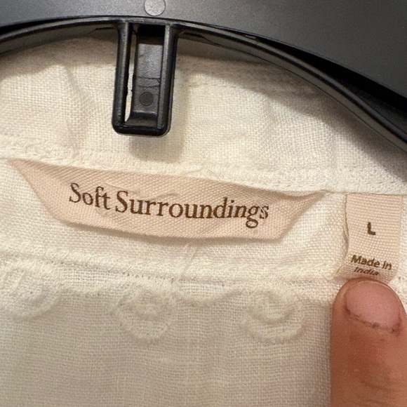 Soft Surroundings Cream Tunic with Colorful Accents - Picture 2 of 6